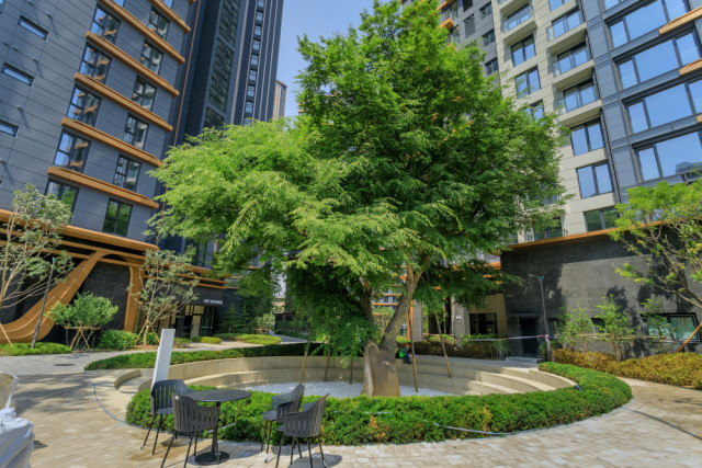 래미안 원펜타스 보호수 및 휴게공간