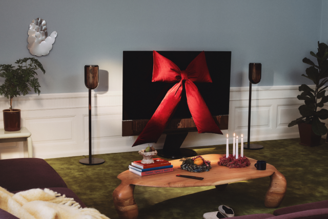 뱅앤올룹슨, 100주년 기념 홀리데이 캠페인 ‘기프팅 2025’ 진행