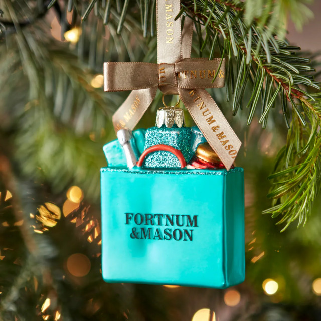 포트넘 앤 메이슨 크리스마스 쇼핑백 데코레이션