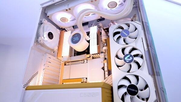 [PRNewswire] 기가바이트, CES 2026에서 X870E AERO X3D WOOD 공개