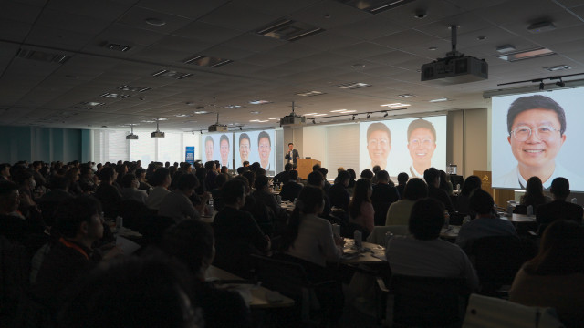 강정호 미니쉬테크놀로지 대표가 미니쉬 발전사 및 미래 방향을 주제로 강연하고 있다