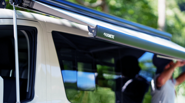 벽부형 어닝 ‘BAW3000’