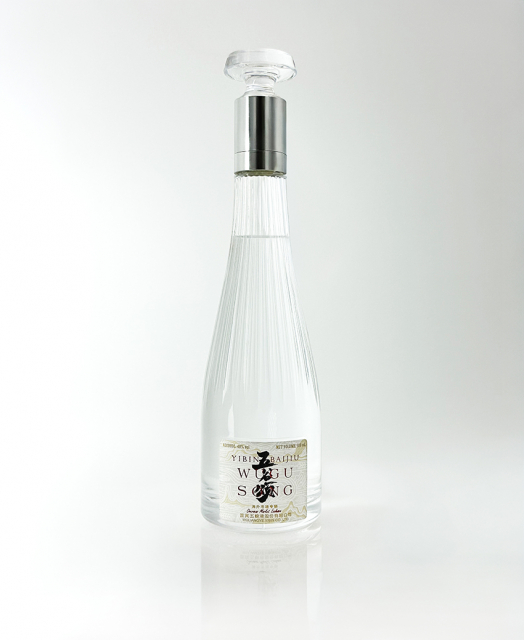 우량예 그룹이 개발한 세계 최초 칵테일 전용 백주 ‘우구송(Wugusong, 五谷松)’
